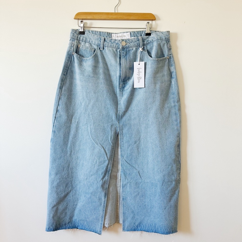 NWT indigo rein women 5-Pocket Maxi Denim Skirt. Light jeans size 13